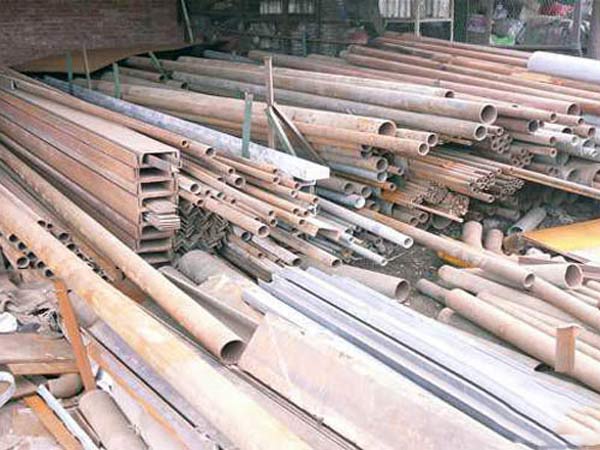 废旧钢材回收